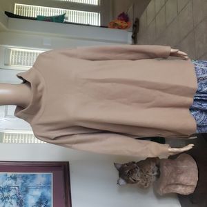 Anthropologie m fuzzy camel oversized chunky sweater